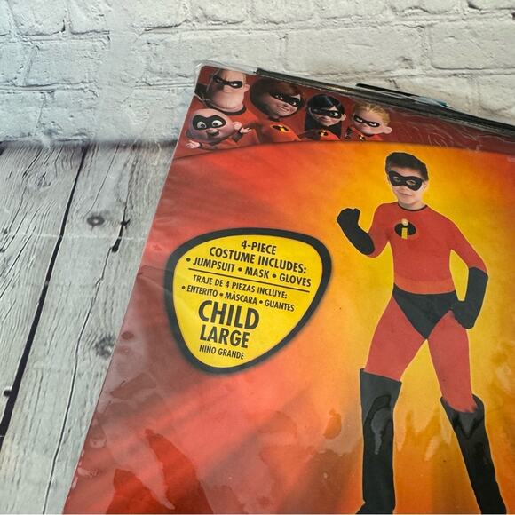 Disney Incredibles ii Dash Kids Halloween Costume - Picture 3 of 5